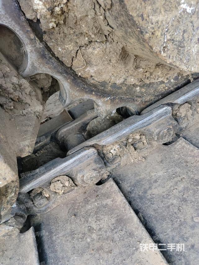 右驅(qū)動(dòng)輪（行走機(jī)構(gòu)）