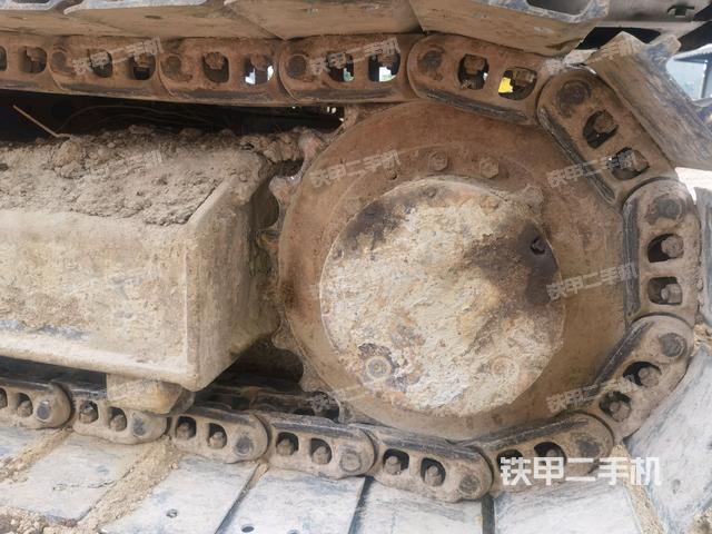 左驅(qū)動(dòng)輪（行走機(jī)構(gòu)）