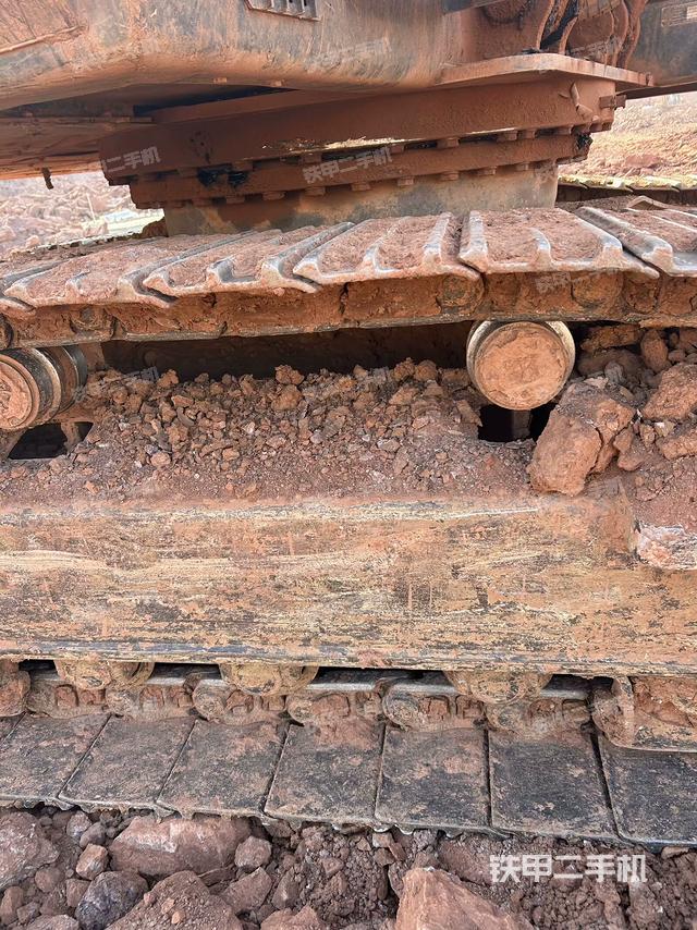 右側(cè)行走馬達蓋板（行走機構(gòu)）