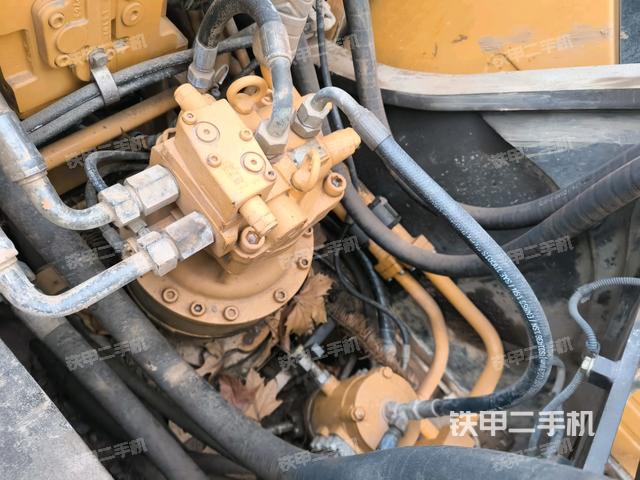 回轉(zhuǎn)馬達(dá)（上車部件）