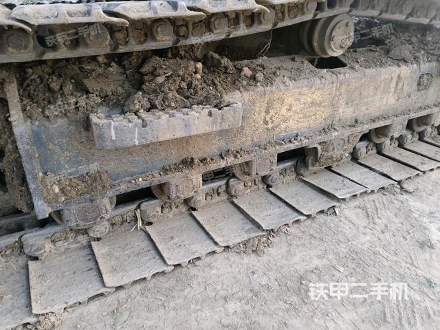 左導(dǎo)向輪（行走機(jī)構(gòu)）