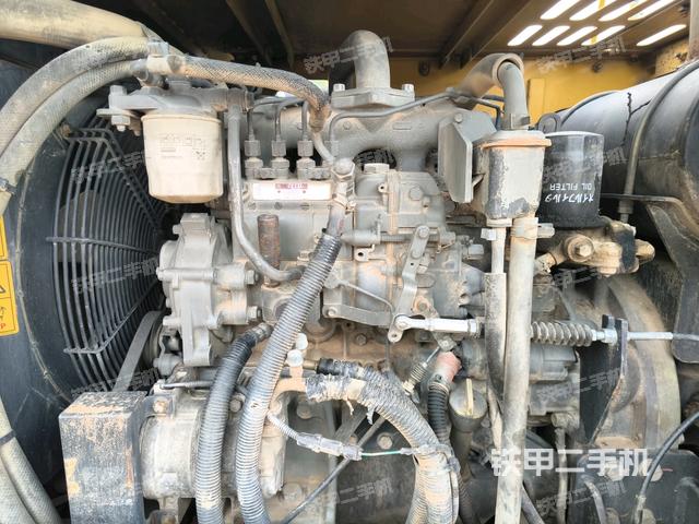 發(fā)動機(jī)室（上車部件）