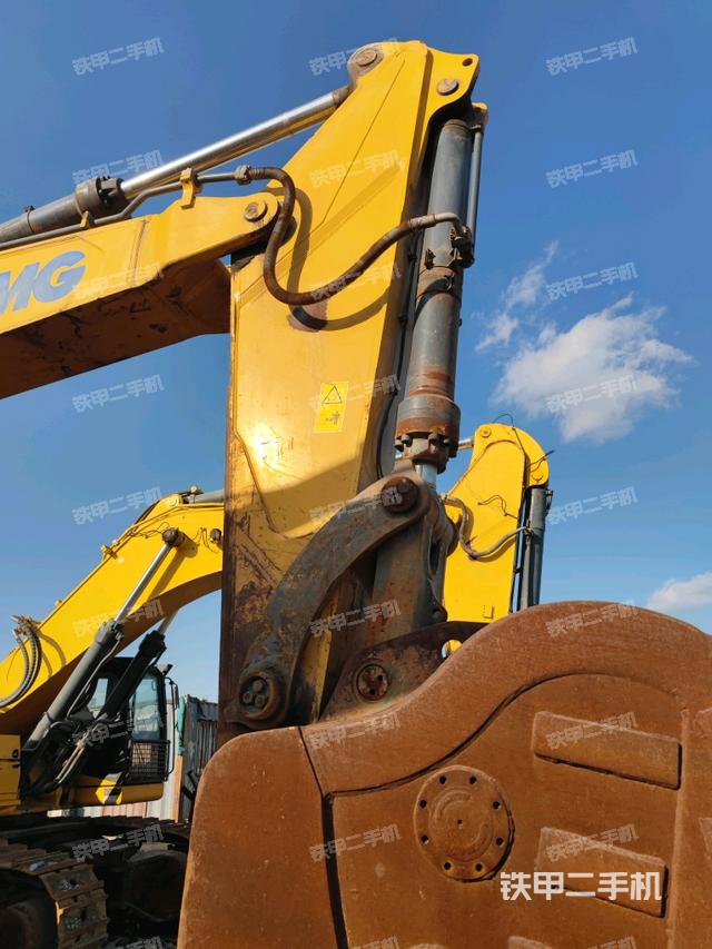 小臂整體左后（工作和回轉(zhuǎn)裝置）