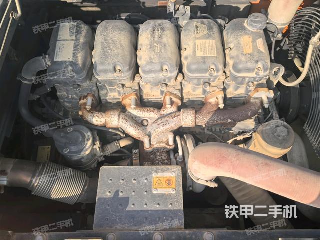 发动机整体俯视（整机外观）