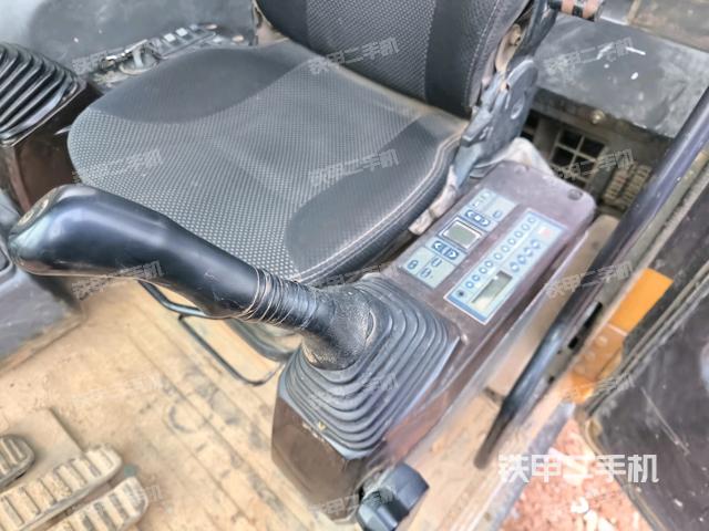 座椅后部（駕駛室部分）