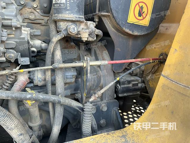 散熱器室(大件艙室) 散熱器室(大件艙室)