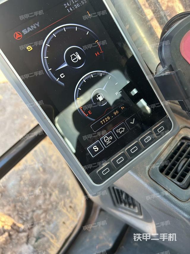 顯示屏?（駕駛室部分）