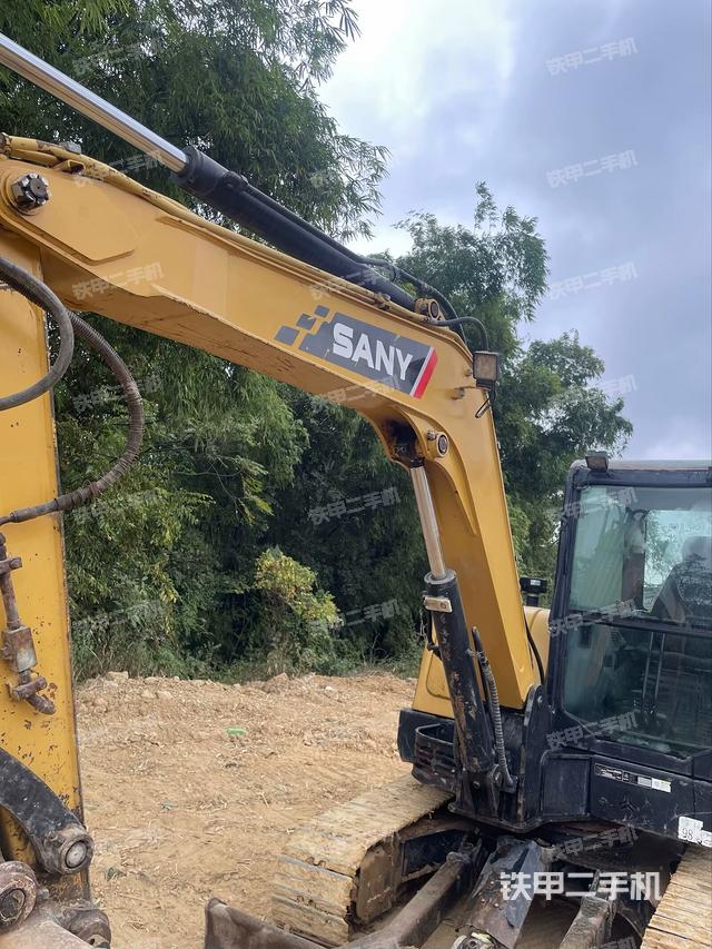 小臂整體右前（工作和回轉(zhuǎn)裝置）