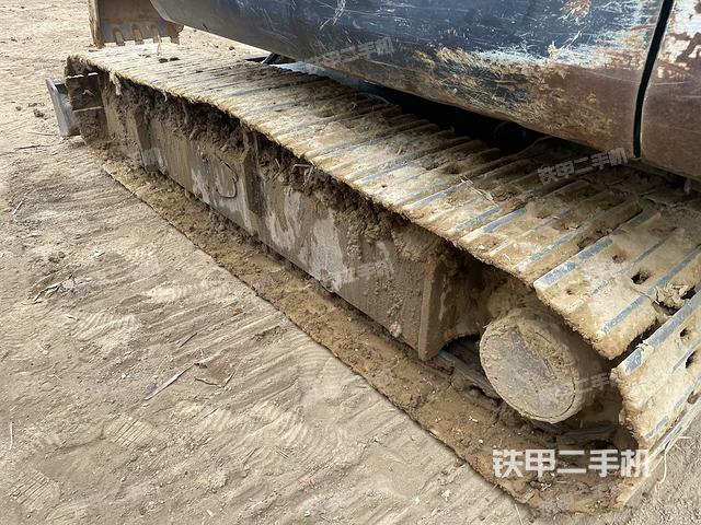 左側履帶整體?（行走機構）