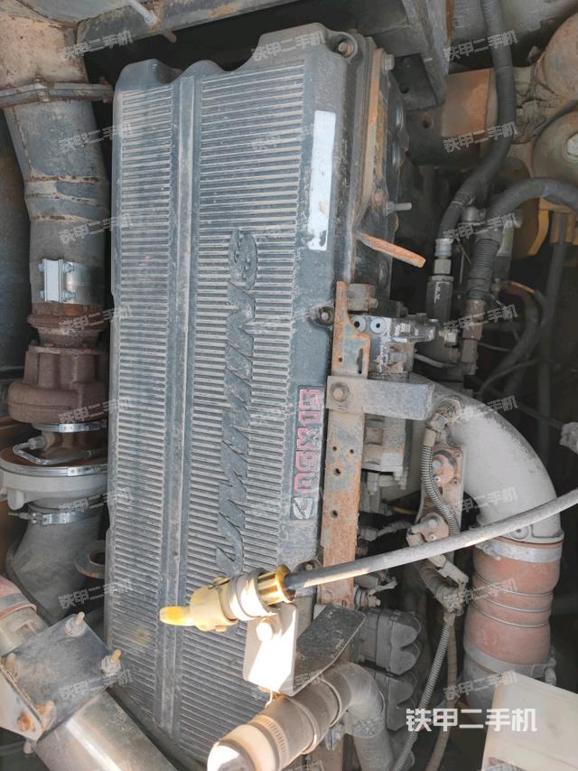 发动机室(上车部件) 发动机室(上车部件)