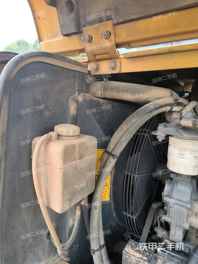 回轉(zhuǎn)馬達(dá)（上車部件）