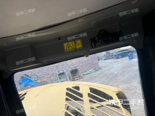 座椅后部（駕駛室部分）