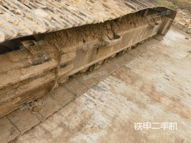 單側(cè)履帶整體（整機外觀）