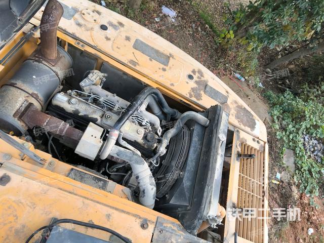 駕駛室頂部俯視（上車部件）