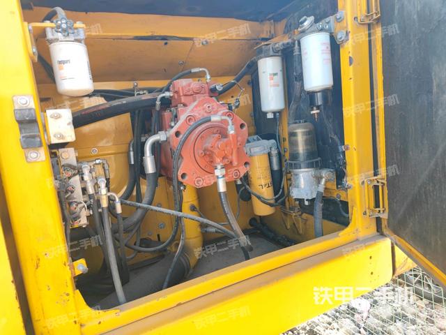 液压泵室(大件舱室) 液压泵室(大件舱室)