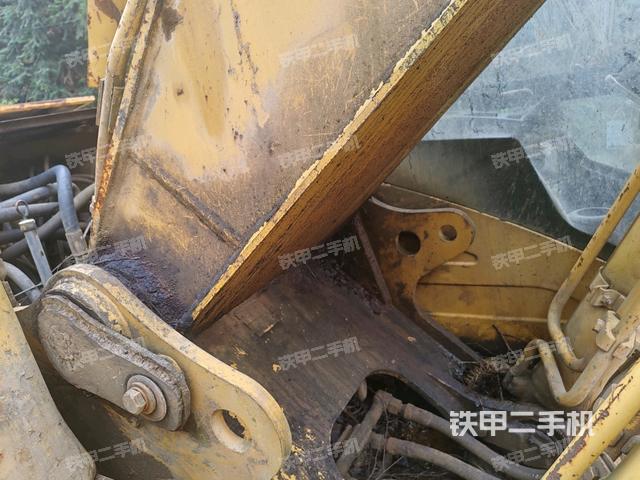 大臂根部?斜視(工作和回轉(zhuǎn)裝置) 大臂根部?斜視(工作和回轉(zhuǎn)裝置)