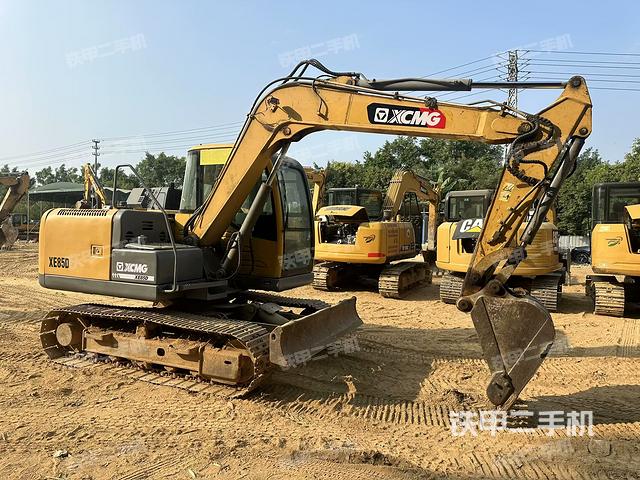 右前45(整機(jī)外觀) 右前45(整機(jī)外觀)