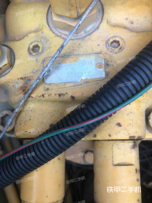 駕駛室頂部俯視（上車部件）