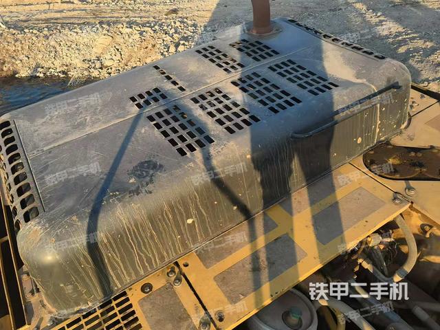 駕駛室頂部（整機(jī)外觀）