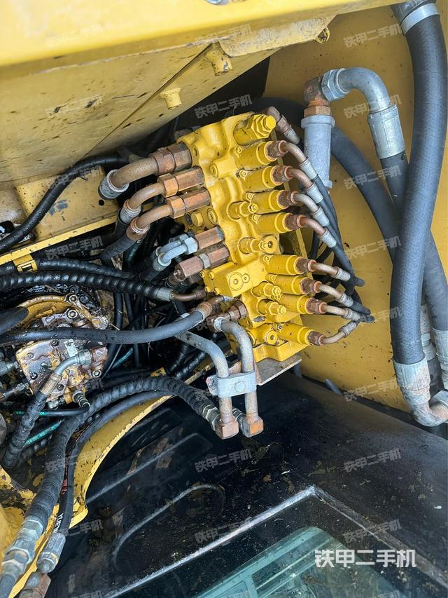 分配閥（上車部件）