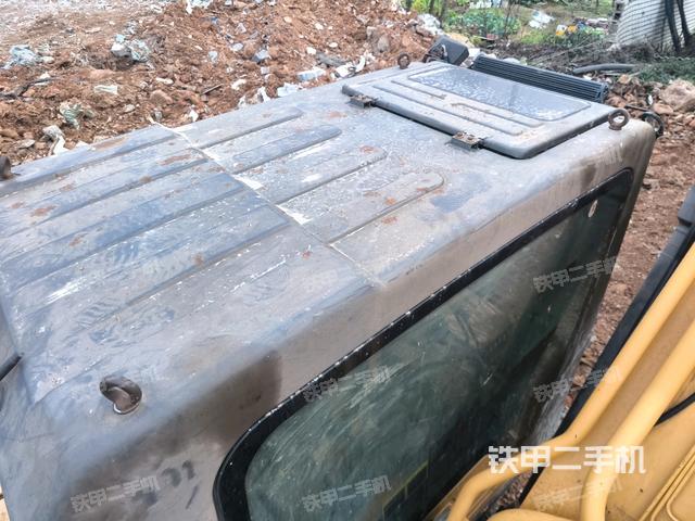 駕駛室頂部俯視（上車部件）