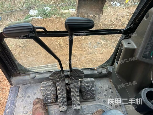 頂棚整體（駕駛室部分）