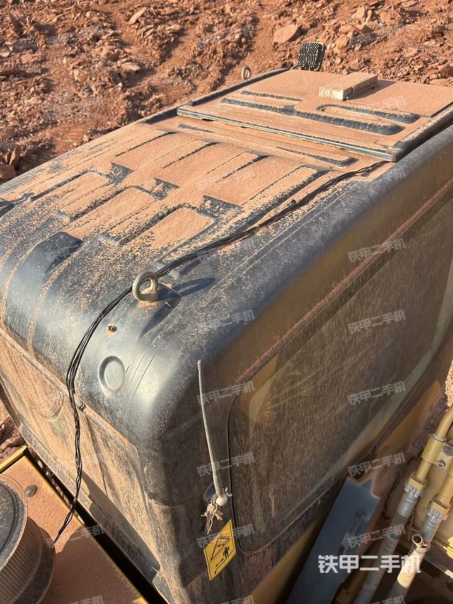 駕駛室頂部俯視（上車部件）