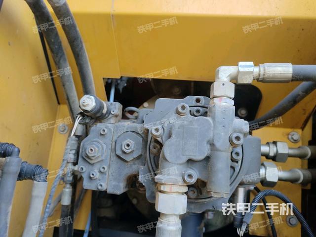 液壓泵斜45?左（大件艙室）