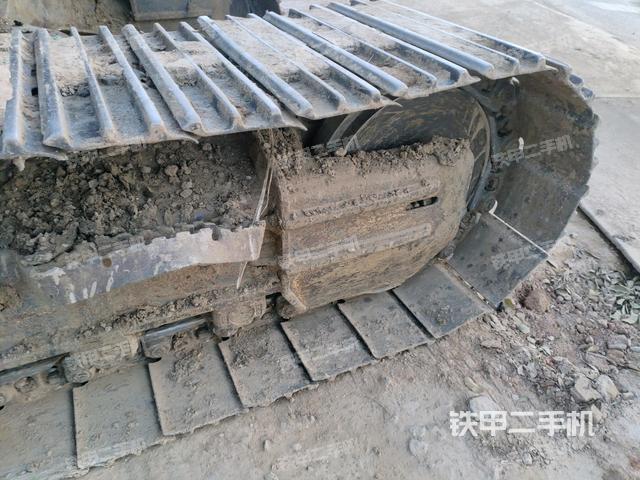 左側(cè)行走馬達(dá)蓋板（行走機(jī)構(gòu)）