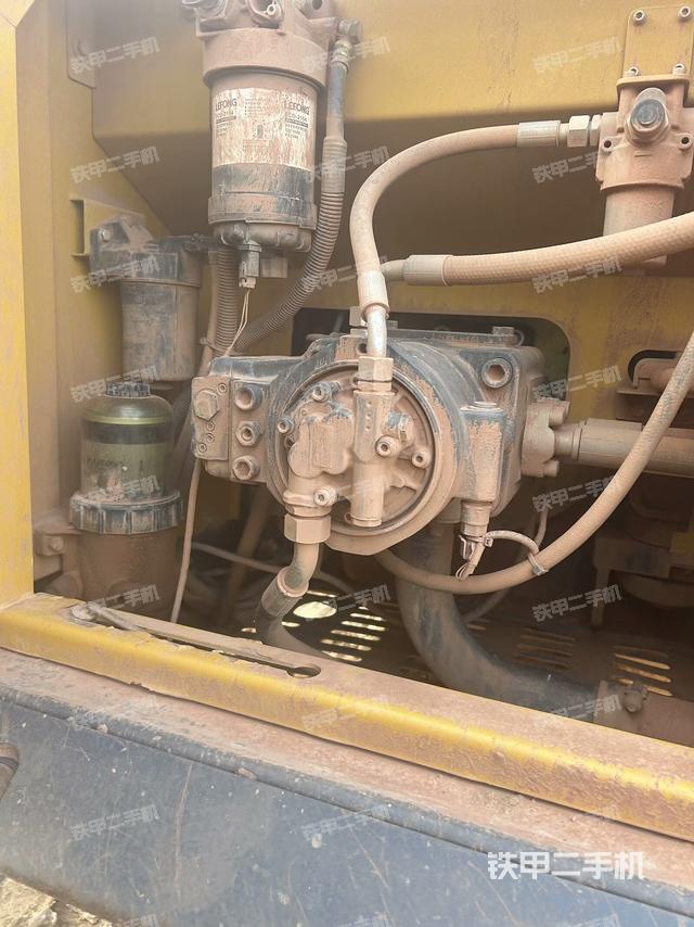 液壓泵室（大件艙室）