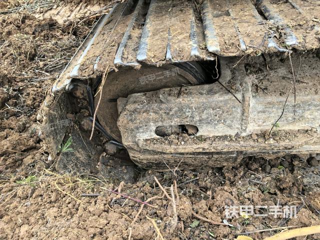 左驅(qū)動(dòng)輪（行走機(jī)構(gòu)）