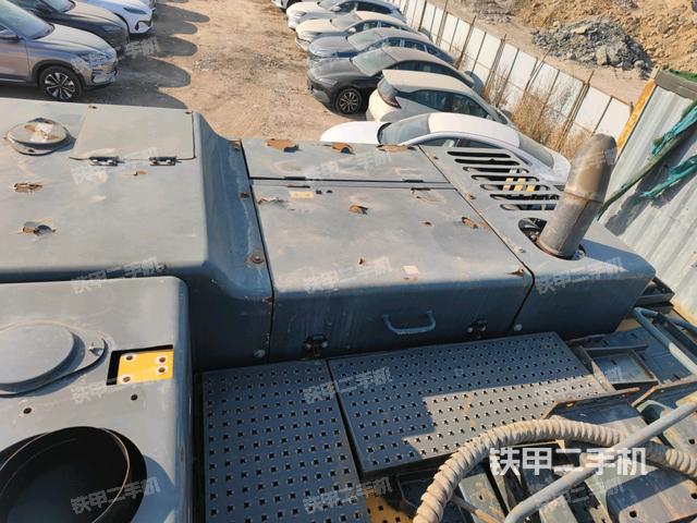 水箱+风扇特写(上车部件) 水箱+风扇特写(上车部件)