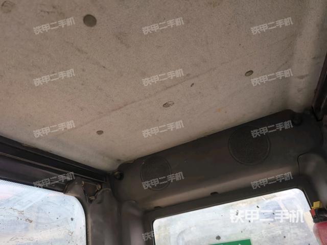 后窗玻璃角標(biāo)（駕駛室部分）