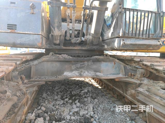 大臂根部?斜視（工作和回轉(zhuǎn)裝置）