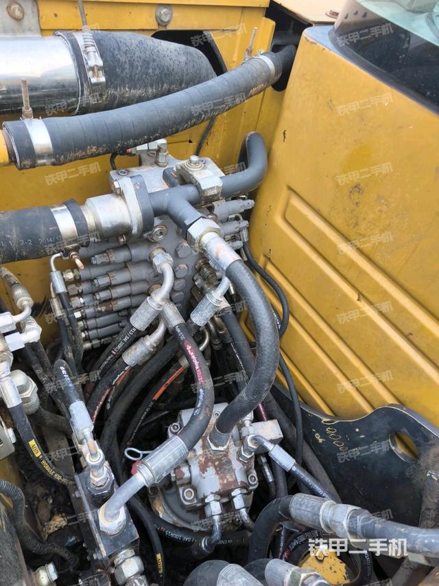 分配閥（上車部件）