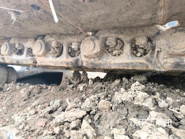 右導(dǎo)向輪（行走機(jī)構(gòu)）