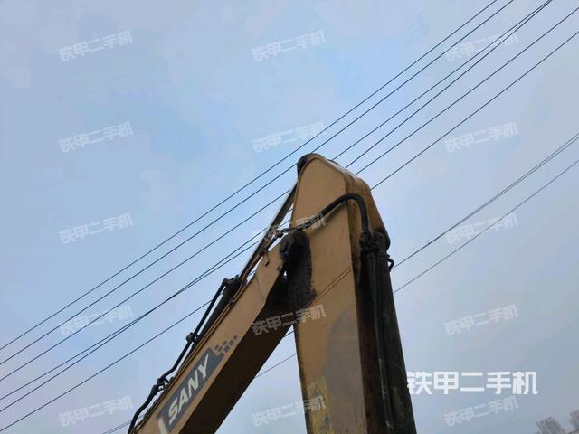 大臂根部?斜視（工作和回轉(zhuǎn)裝置）