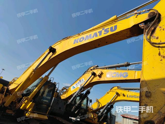 大臂整体 右侧(工作和回转装置) 大臂整体 右侧(工作和回转装置)