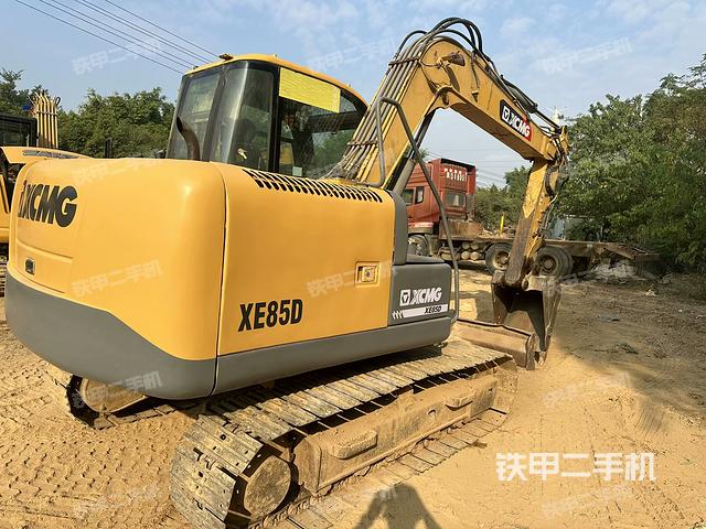 鏟斗45度(工作和回轉(zhuǎn)裝置) 鏟斗45度(工作和回轉(zhuǎn)裝置)