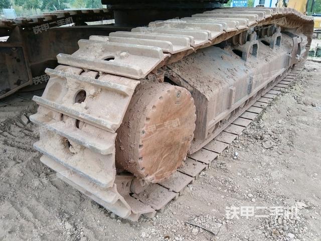 單側(cè)履帶整體（整機外觀）