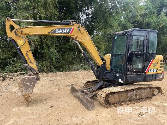 三一重工SY55C挖掘机的设备实拍-第1张实拍照片