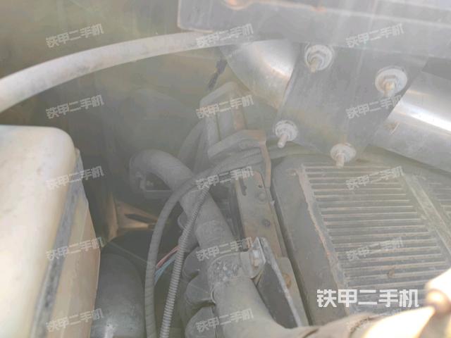 增压器特写(上车部件) 增压器特写(上车部件)