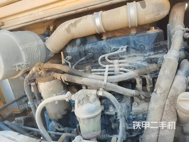 發(fā)動機整體俯視(整機外觀) 發(fā)動機整體俯視(整機外觀)