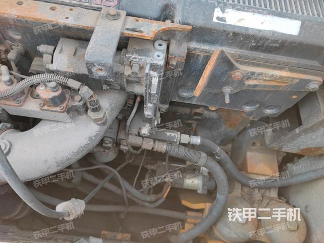 气门室盖螺丝特写(上车部件) 气门室盖螺丝特写(上车部件)