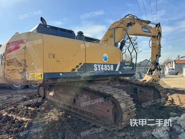 整機(jī)右后45°(整機(jī)外觀) 整機(jī)右后45°(整機(jī)外觀)
