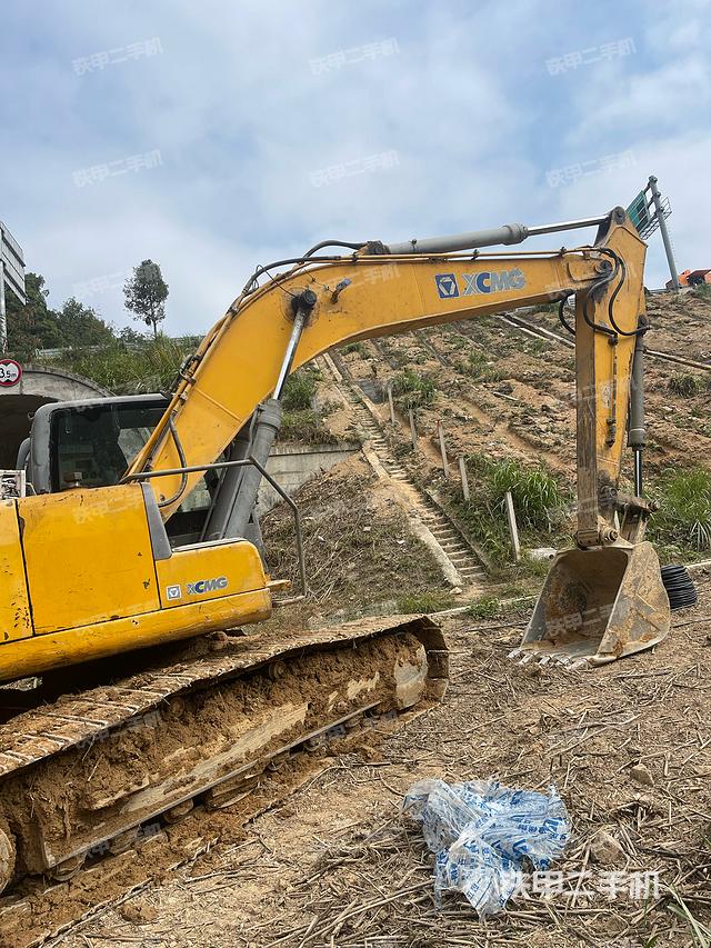 整機右后45°（整機外觀）