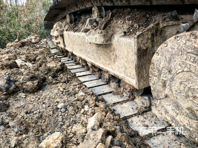 左側(cè)履帶整體?（行走機(jī)構(gòu)）