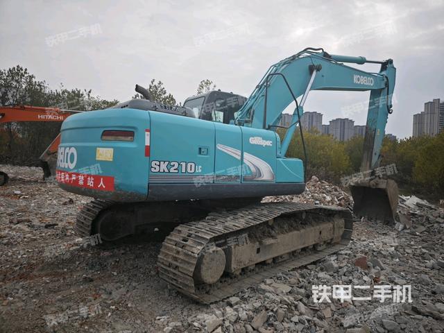 右后45(整機外觀) 右后45(整機外觀)