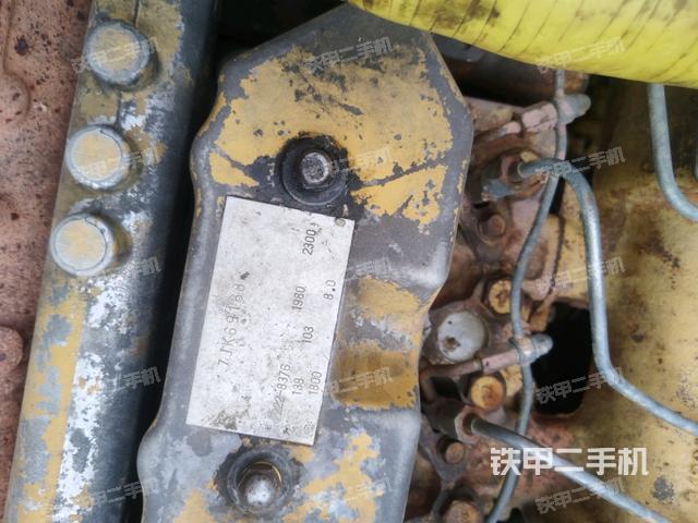 氣門(mén)室蓋螺絲特寫(xiě)(上車部件) 氣門(mén)室蓋螺絲特寫(xiě)(上車部件)