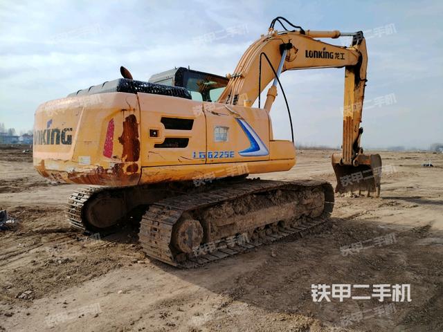 右后45(整機外觀) 右后45(整機外觀)